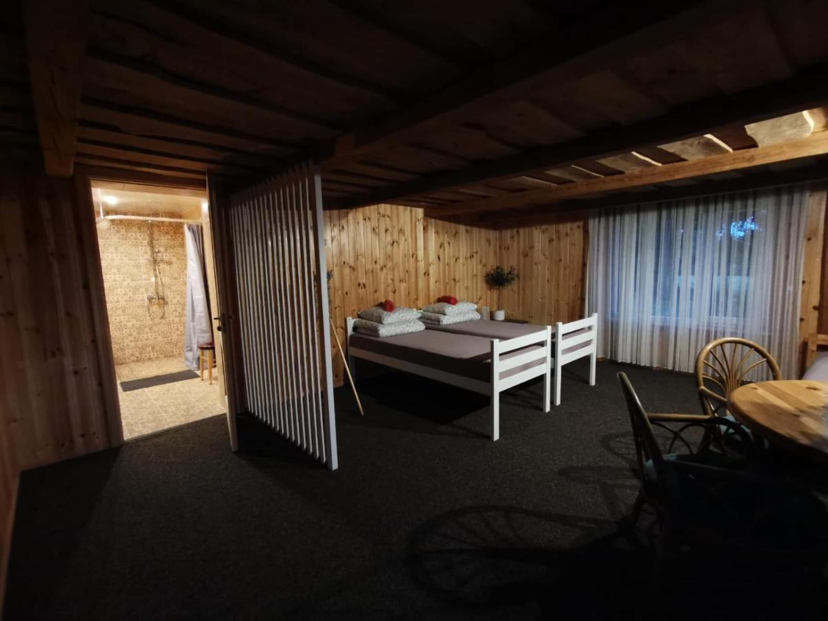 Viesu Maja Kalnaruski Ape Exterior foto
